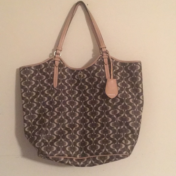 COACH Peyton Dream C ToteBag - Picture 4 of 16